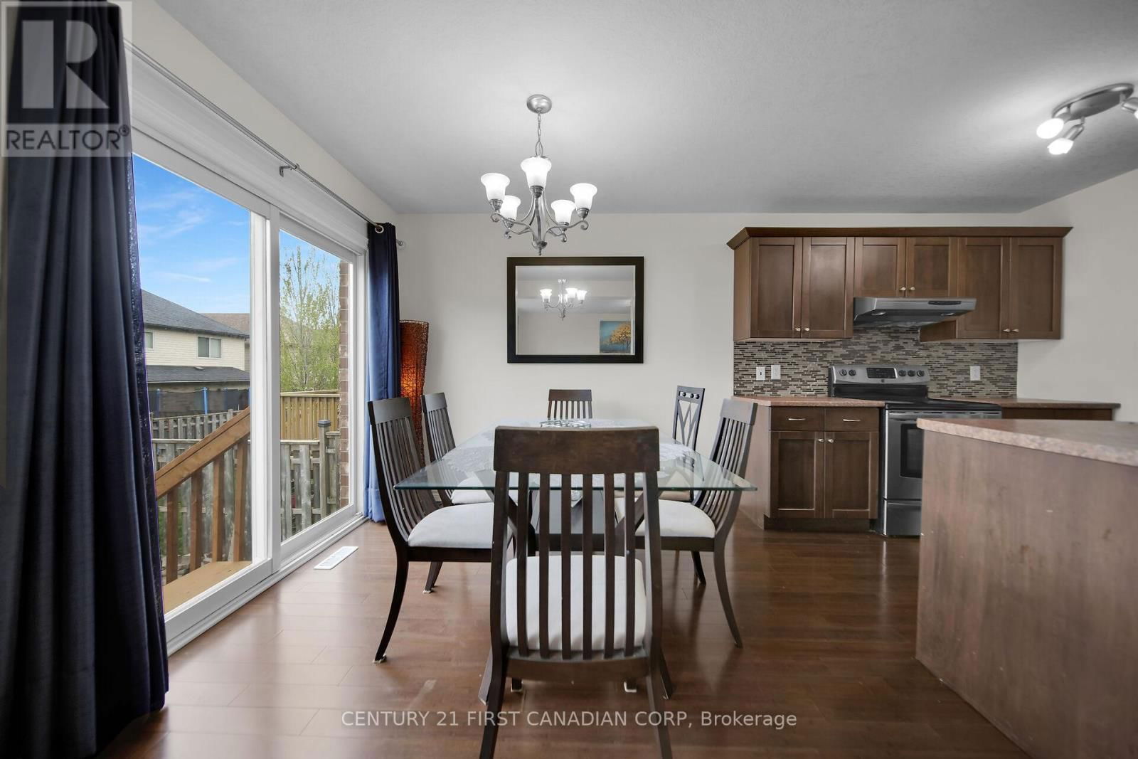 3378 EMILYCARR LANE Image 15