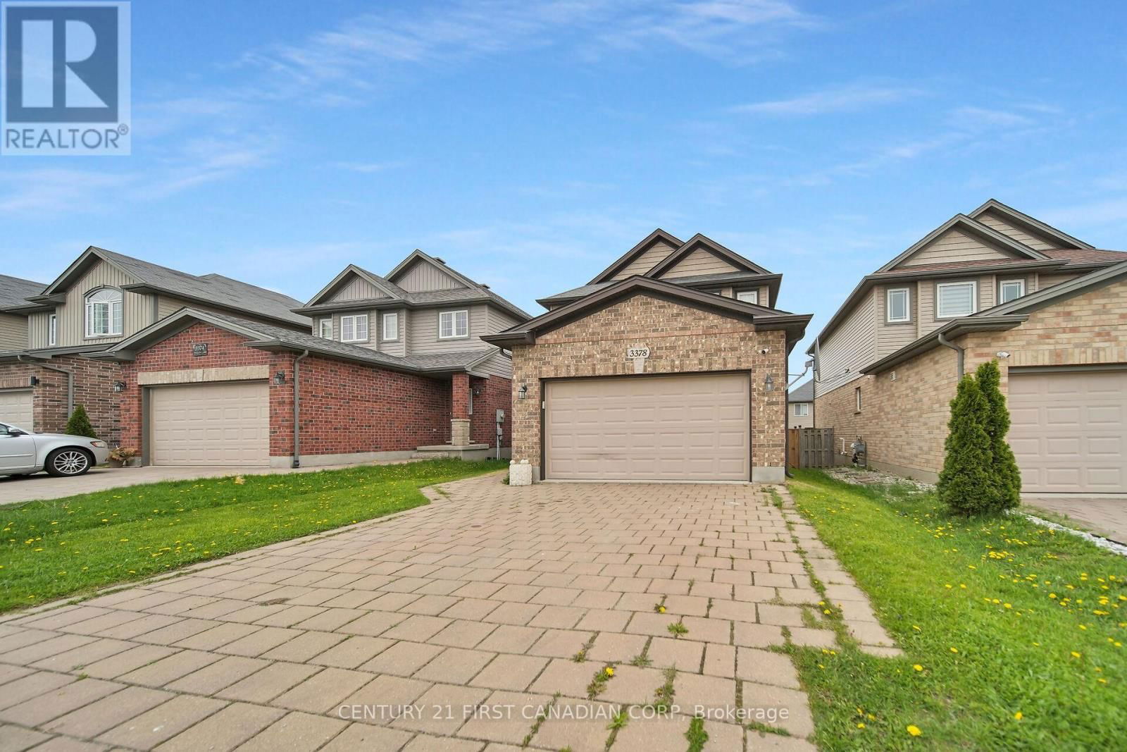3378 EMILYCARR LANE Image 2