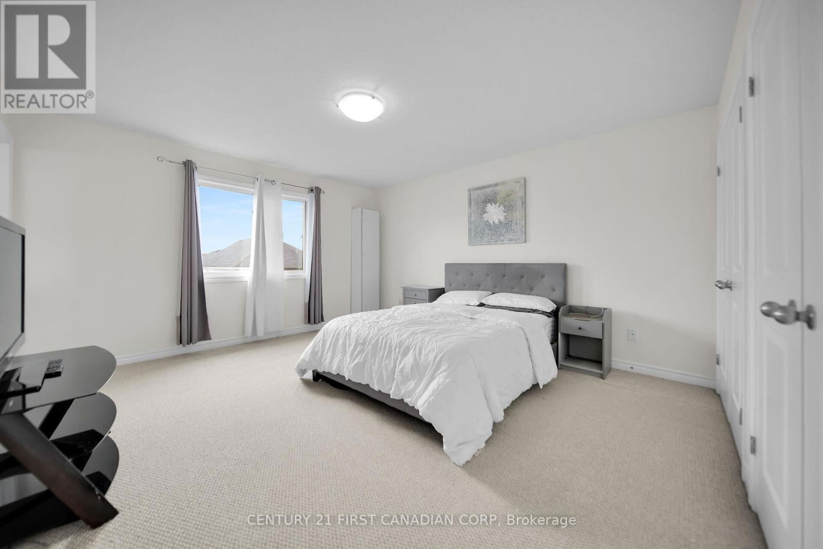 3378 EMILYCARR LANE Image 23
