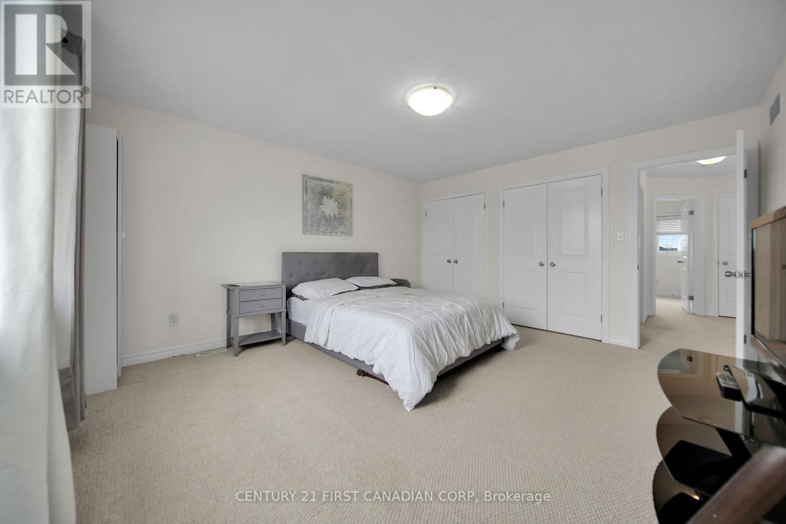 3378 EMILYCARR LANE Image 24