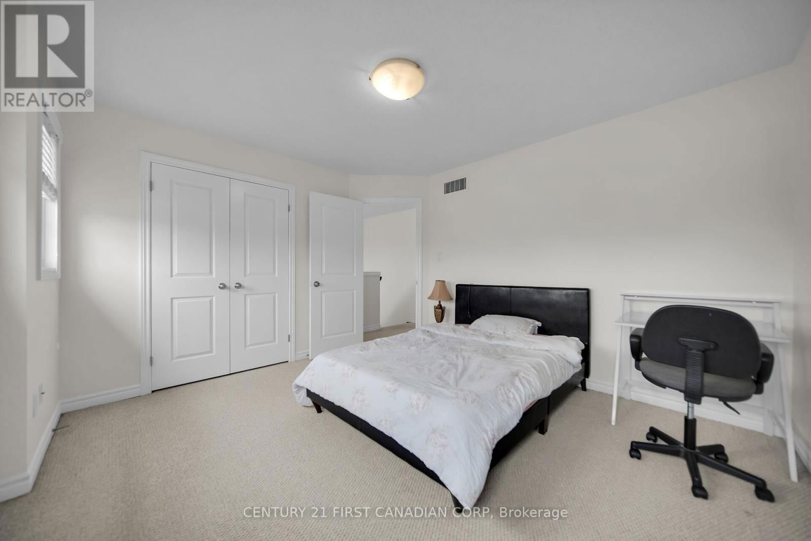 3378 EMILYCARR LANE Image 27