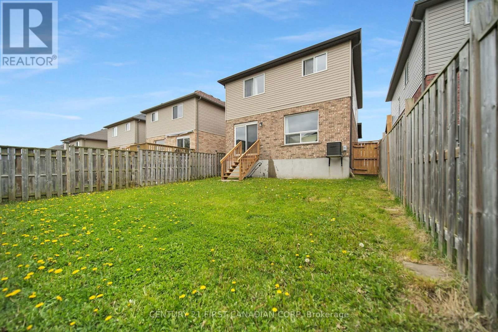3378 EMILYCARR LANE Image 37