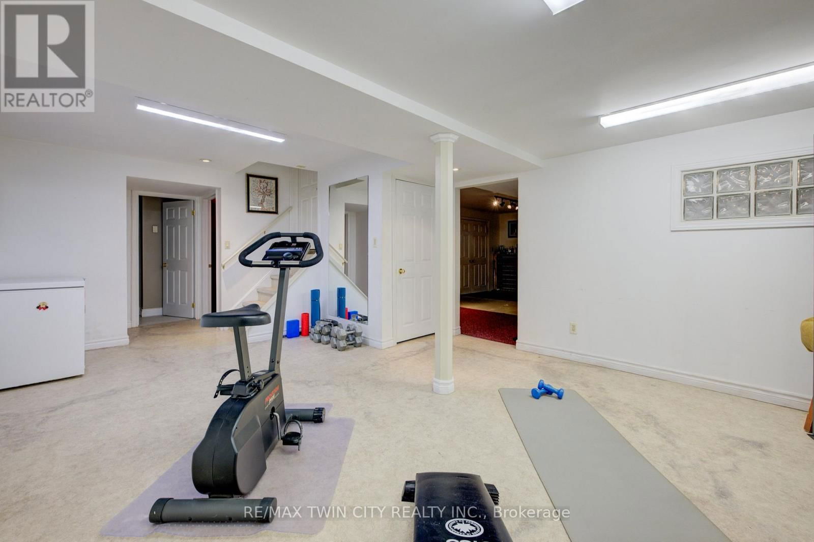 25 LYNNVALLEY CRESCENT Image 38