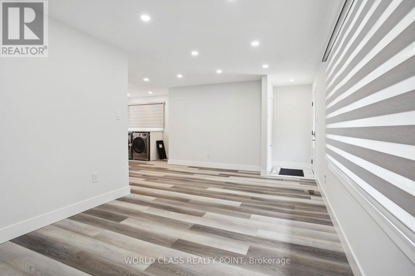 396 HUDSON DRIVE Image 18
