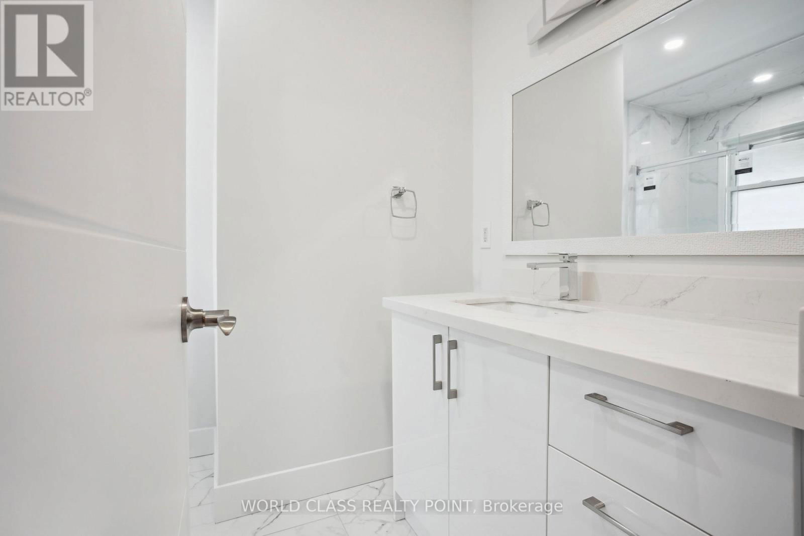 396 HUDSON DRIVE Image 22