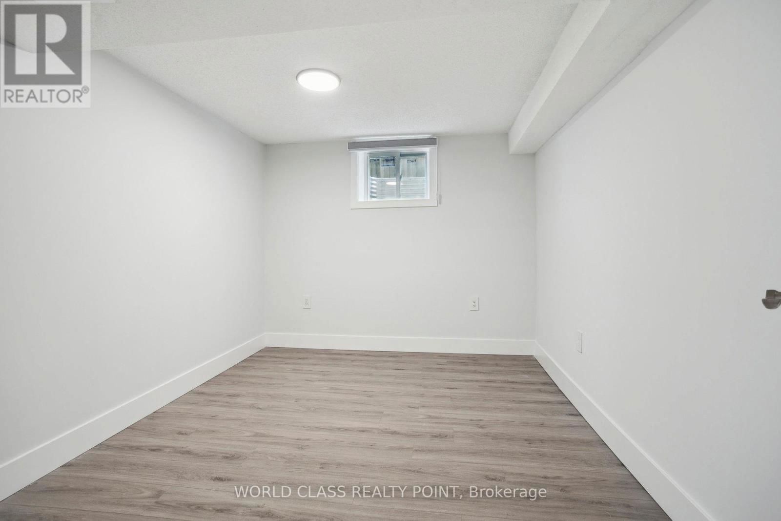 396 HUDSON DRIVE Image 6