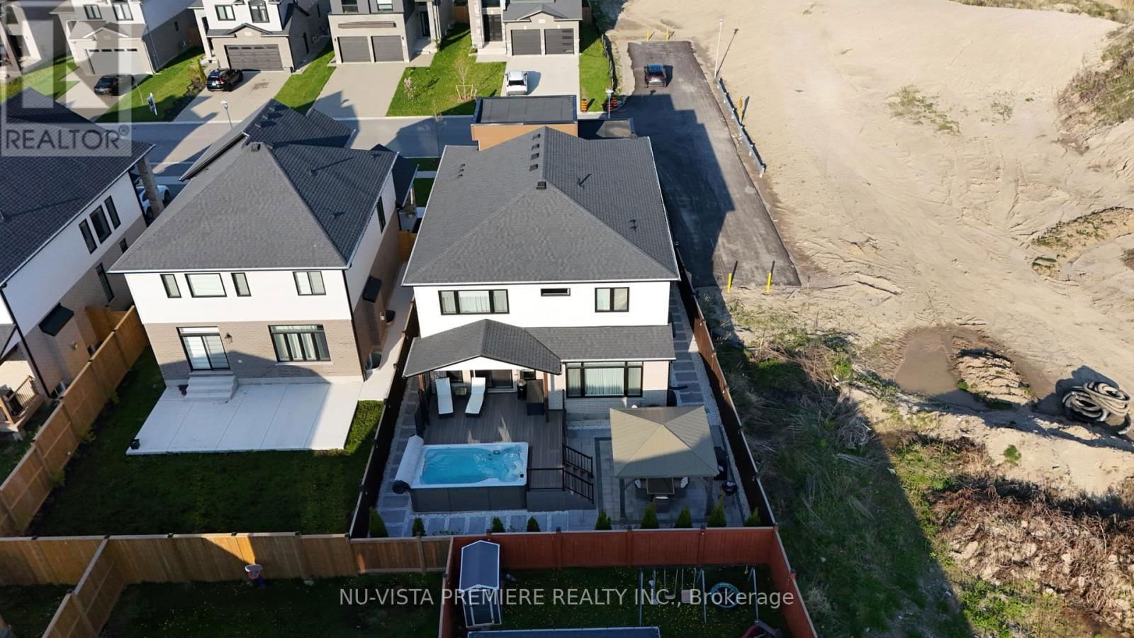 1795 BRAYFORD AVENUE Image 49