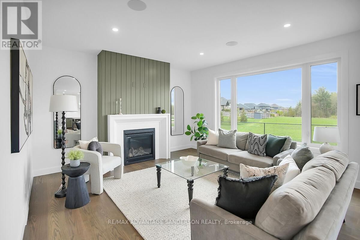 243 SONGBIRD LANE Image 14