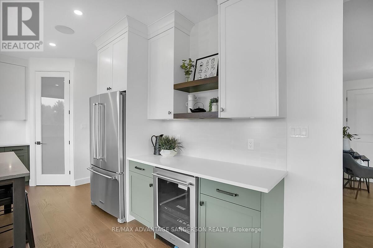 243 SONGBIRD LANE Image 21