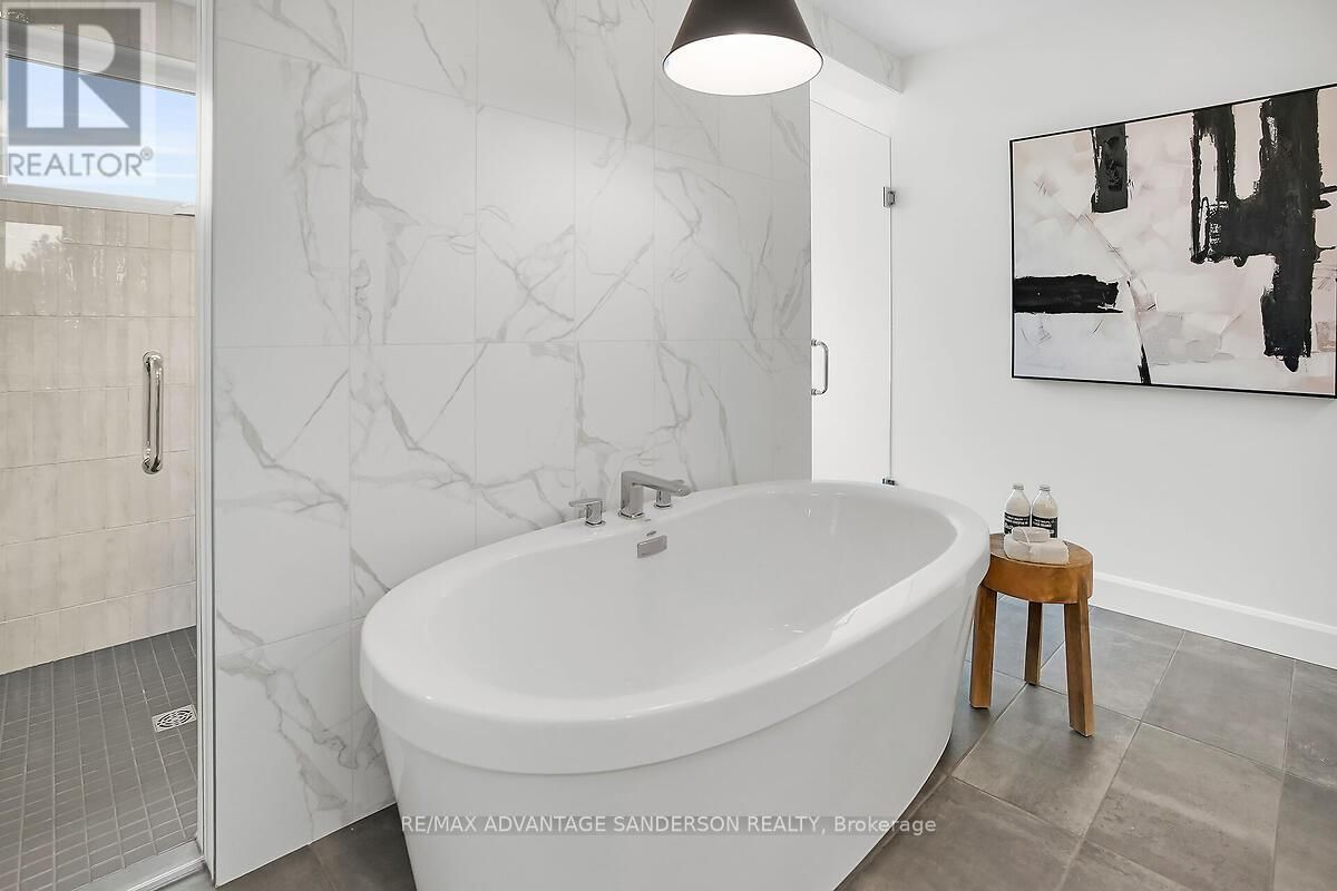 243 SONGBIRD LANE Image 37