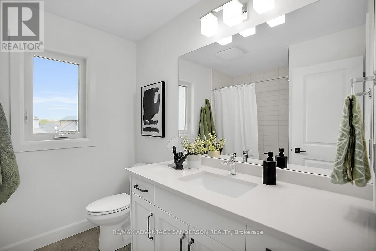 243 SONGBIRD LANE Image 42