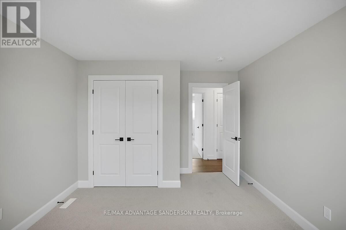 243 SONGBIRD LANE Image 47