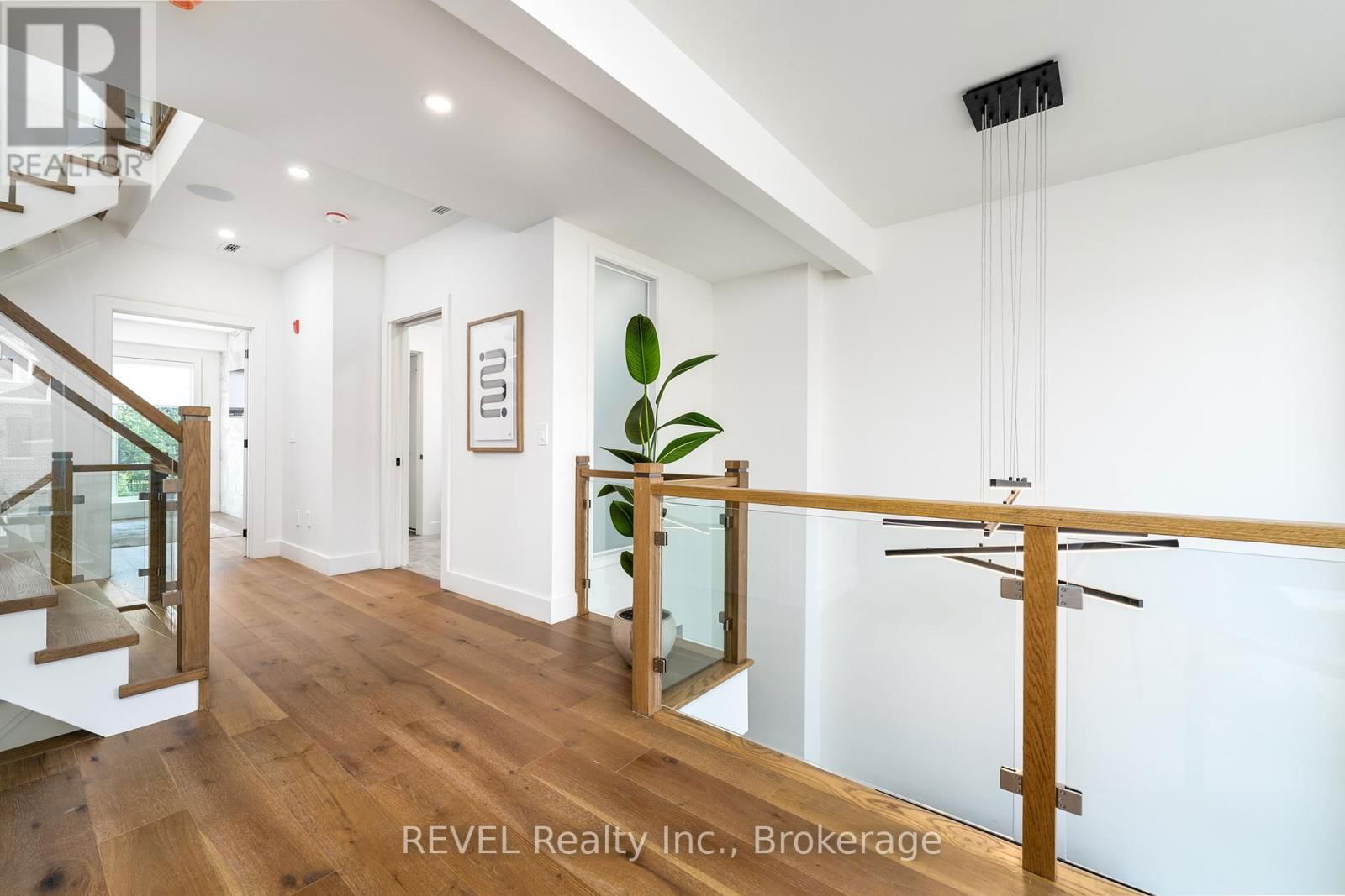 3 - 1397 YORK ROAD Image 19