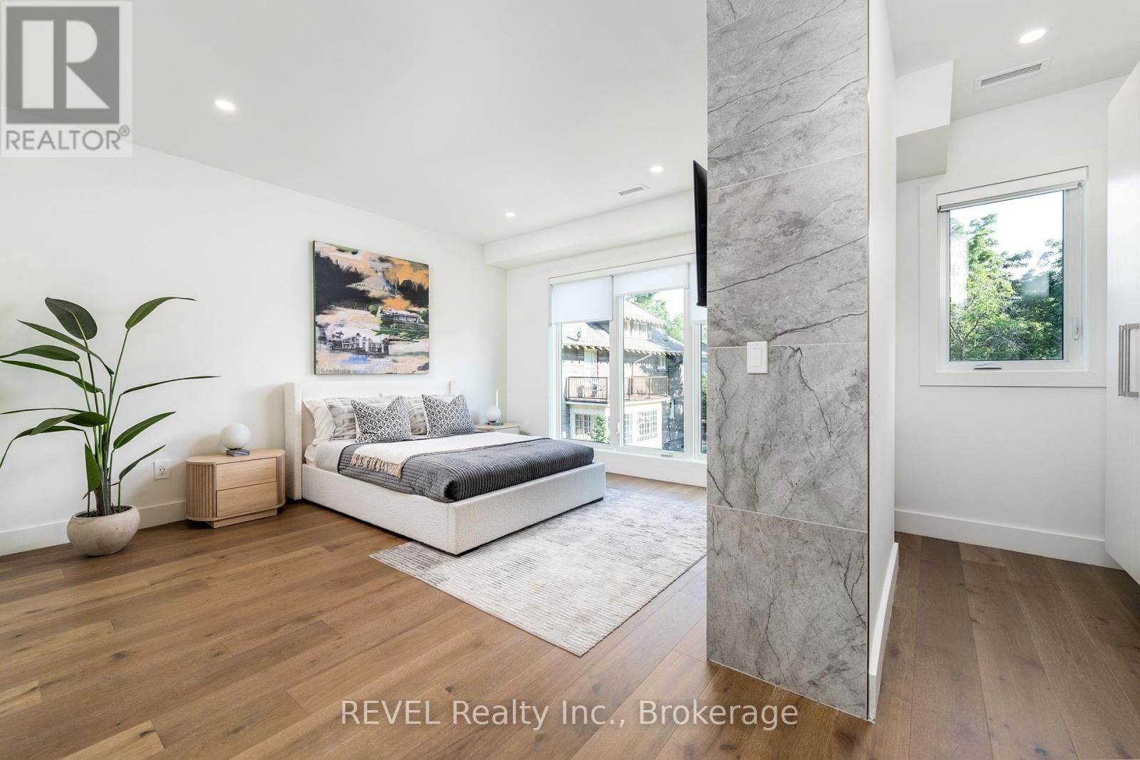 3 - 1397 YORK ROAD Image 25