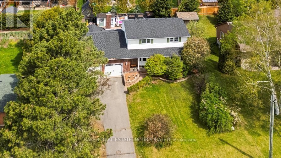 8 LAKEVIEW HEIGHTS Image 33