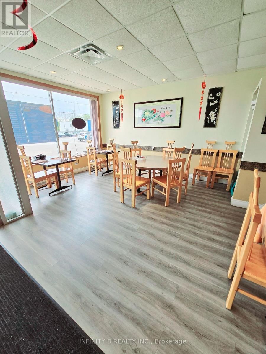 4497 DRUMMOND ROAD Image 7
