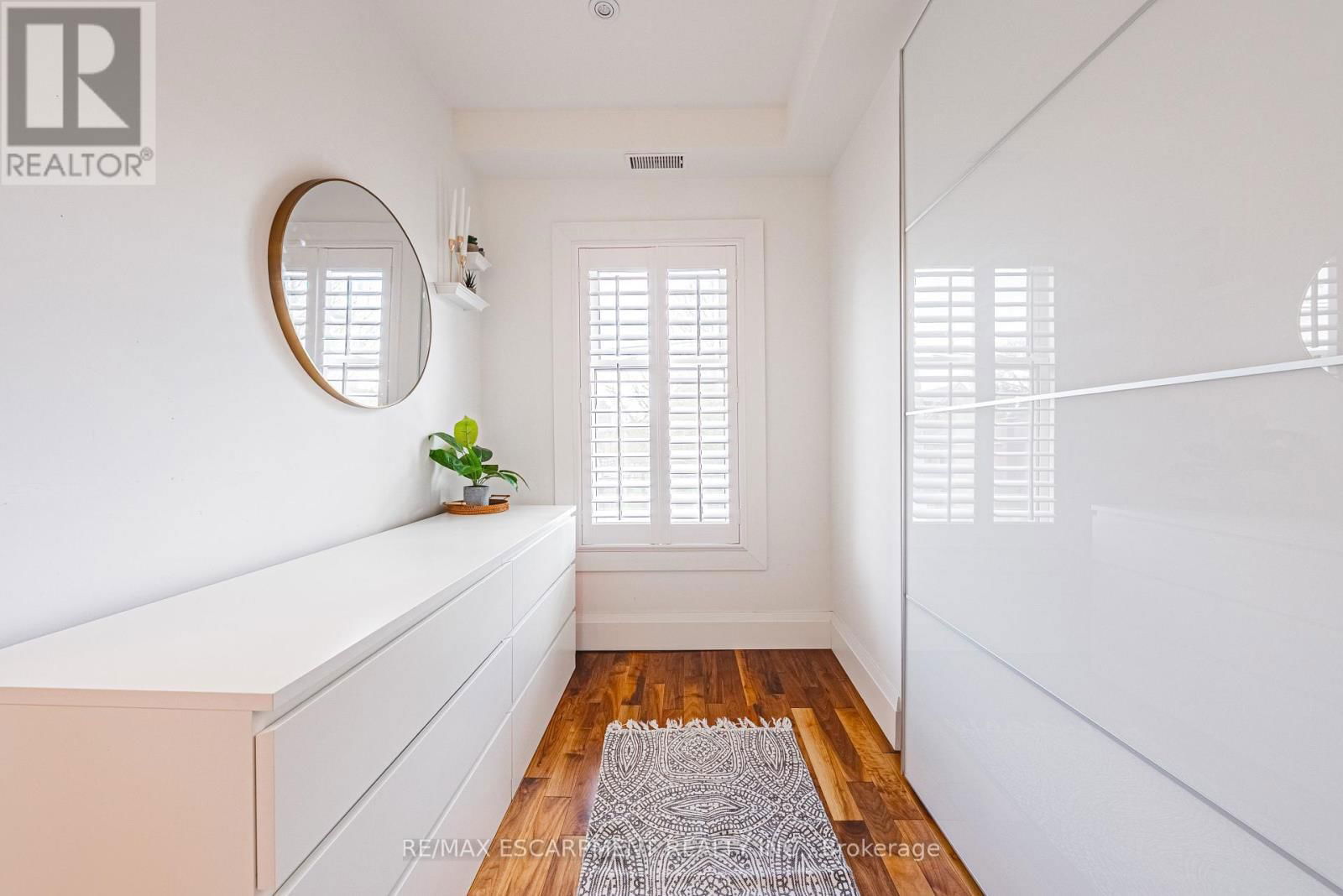 78 COLBOURNE STREET Image 22