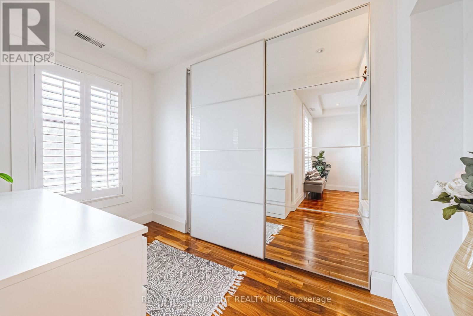78 COLBOURNE STREET Image 23
