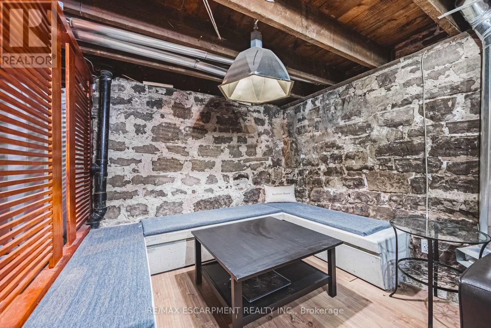 78 COLBOURNE STREET Image 35