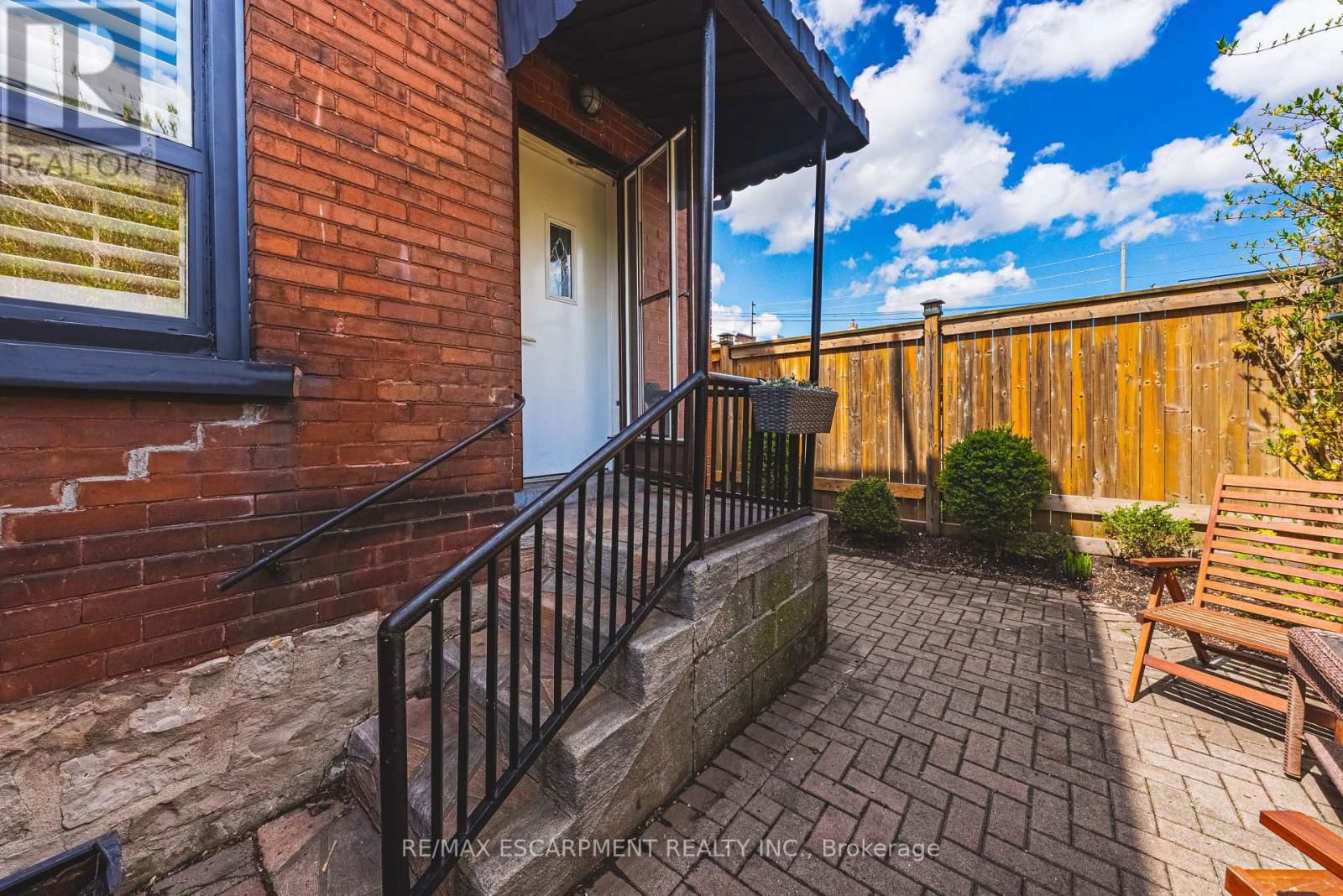 78 COLBOURNE STREET Image 38