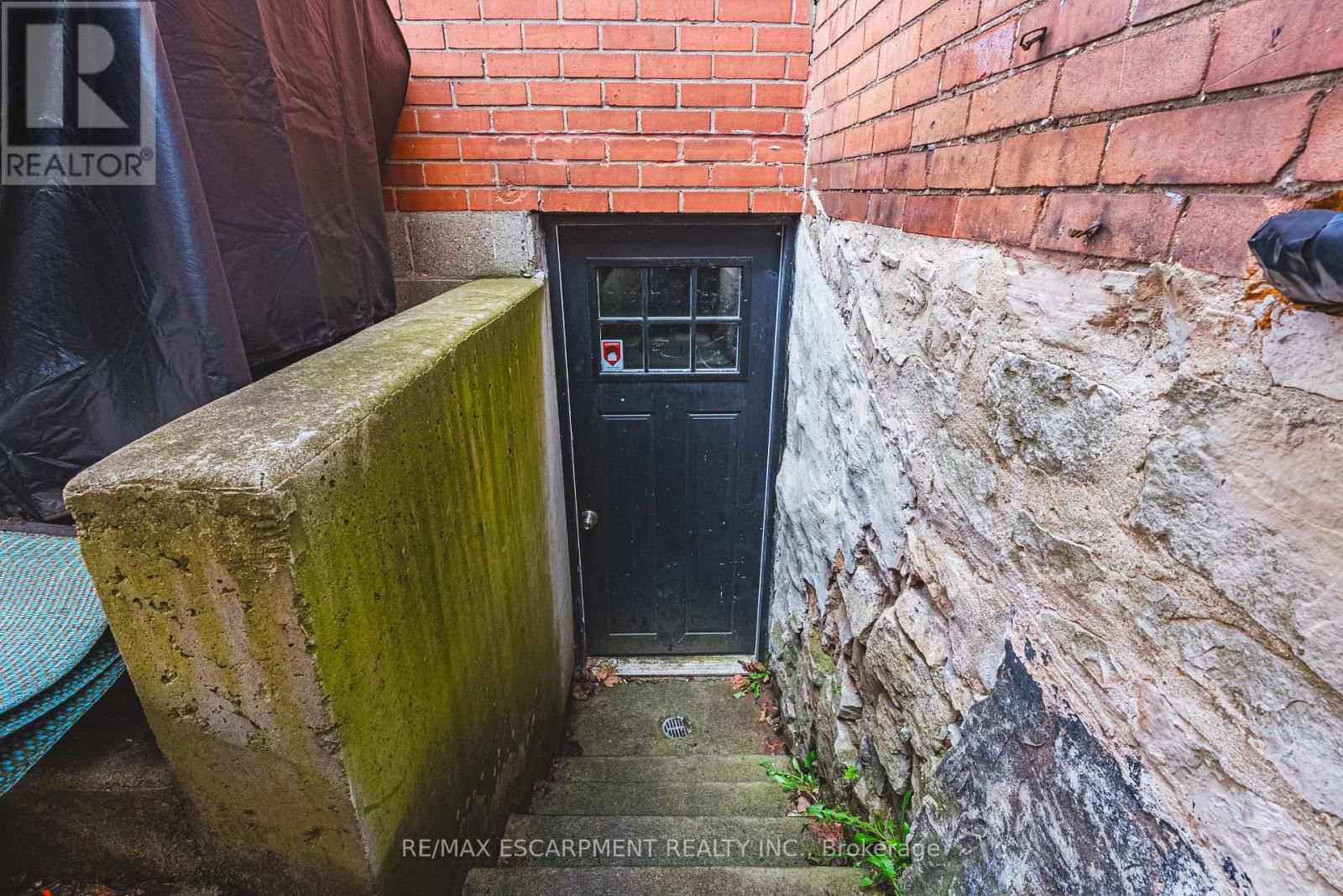 78 COLBOURNE STREET Image 42
