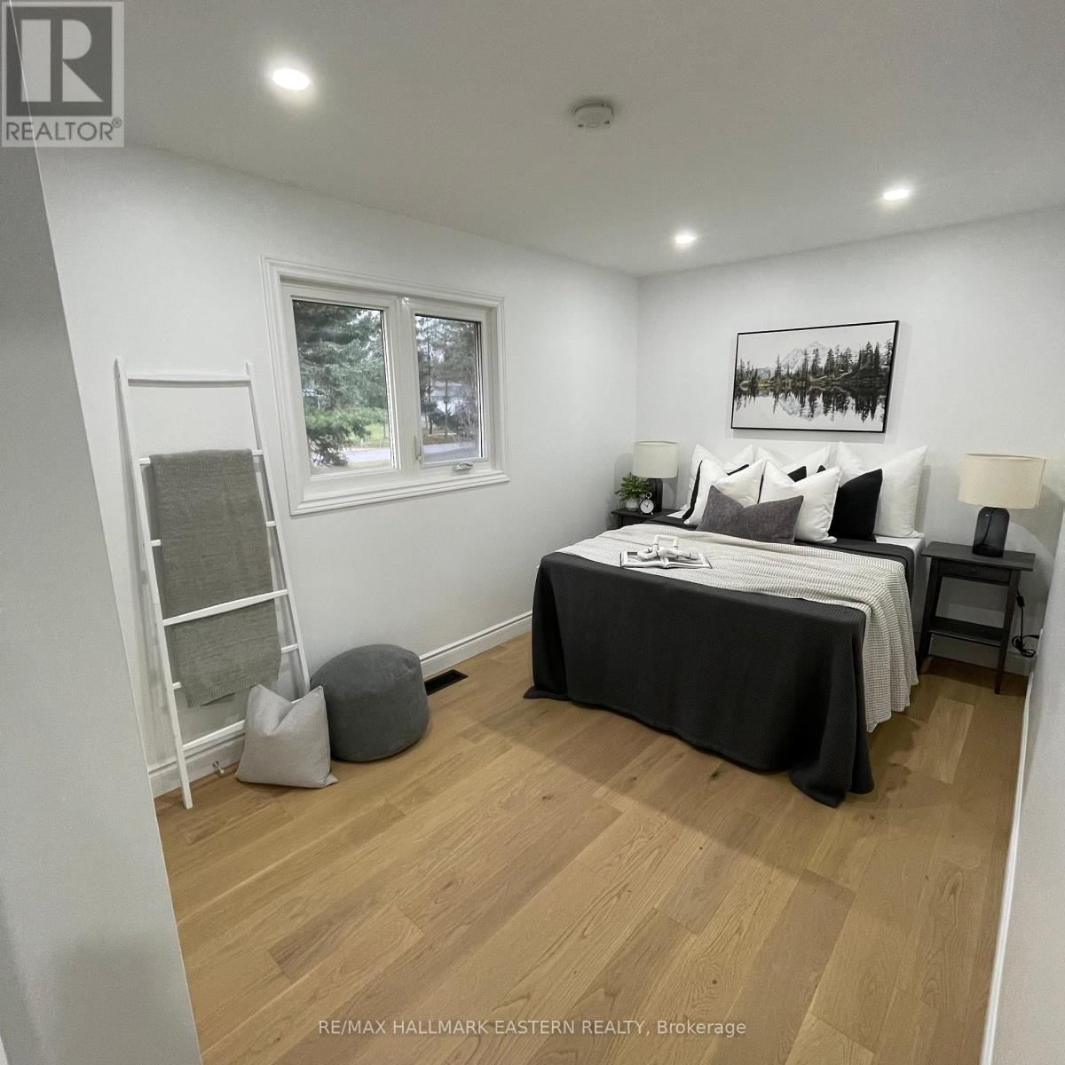 248 CROSBY DRIVE Image 20