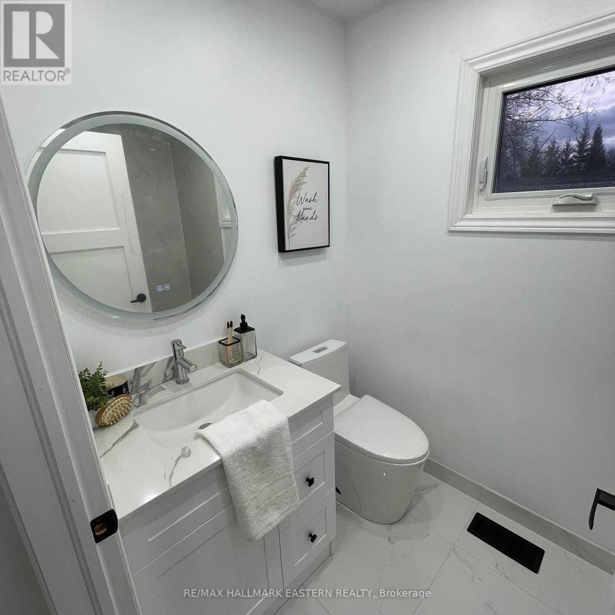 248 CROSBY DRIVE Image 23