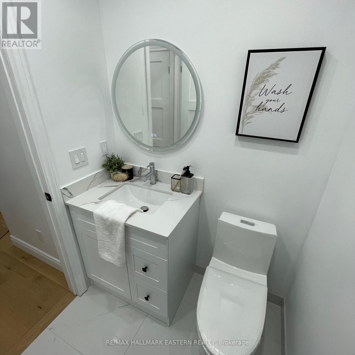 248 CROSBY DRIVE Image 24