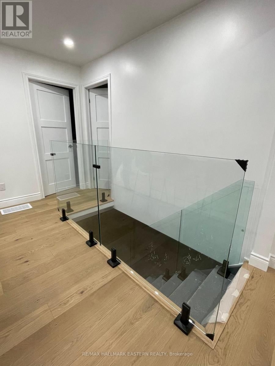 248 CROSBY DRIVE Image 26
