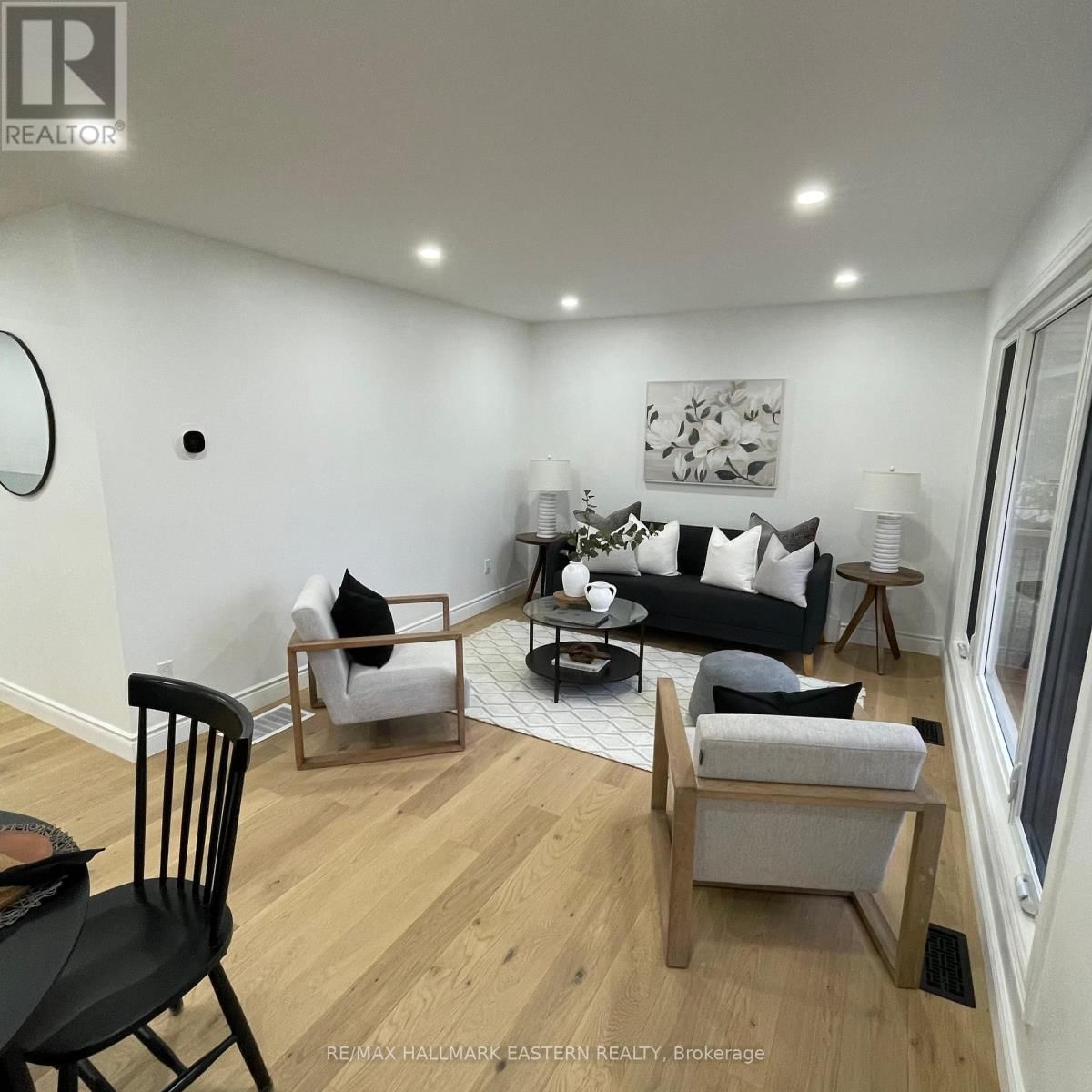 248 CROSBY DRIVE Image 7