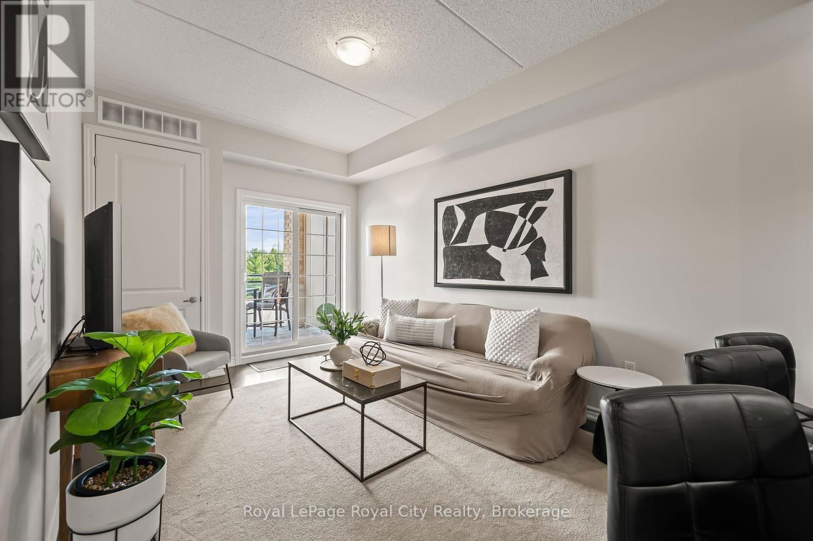 219 - 1077 GORDON STREET Image 11