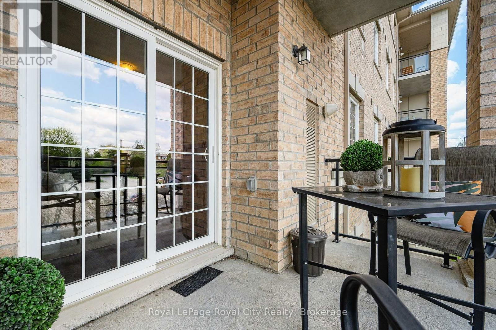 219 - 1077 GORDON STREET Image 23