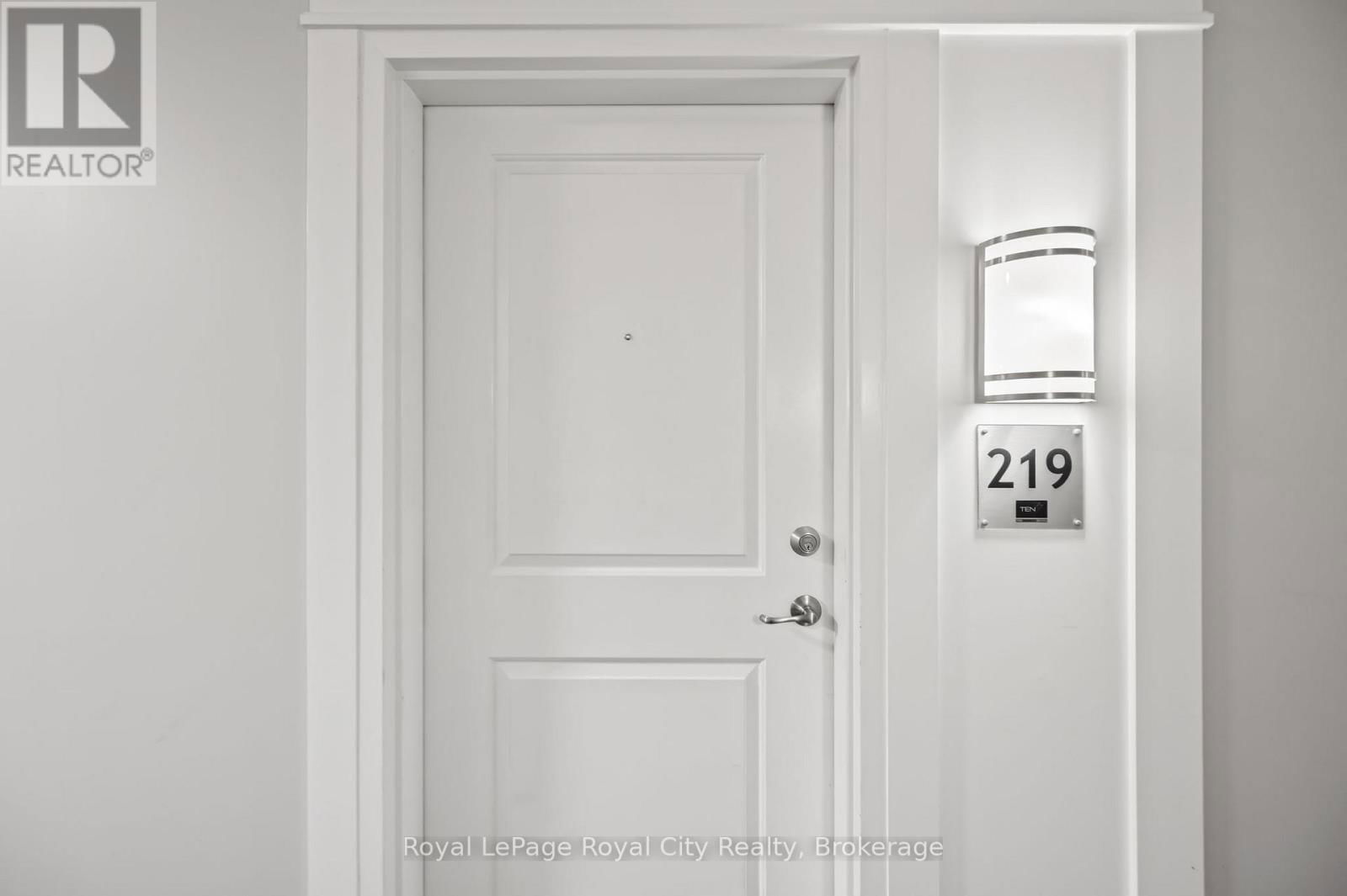 219 - 1077 GORDON STREET Image 5