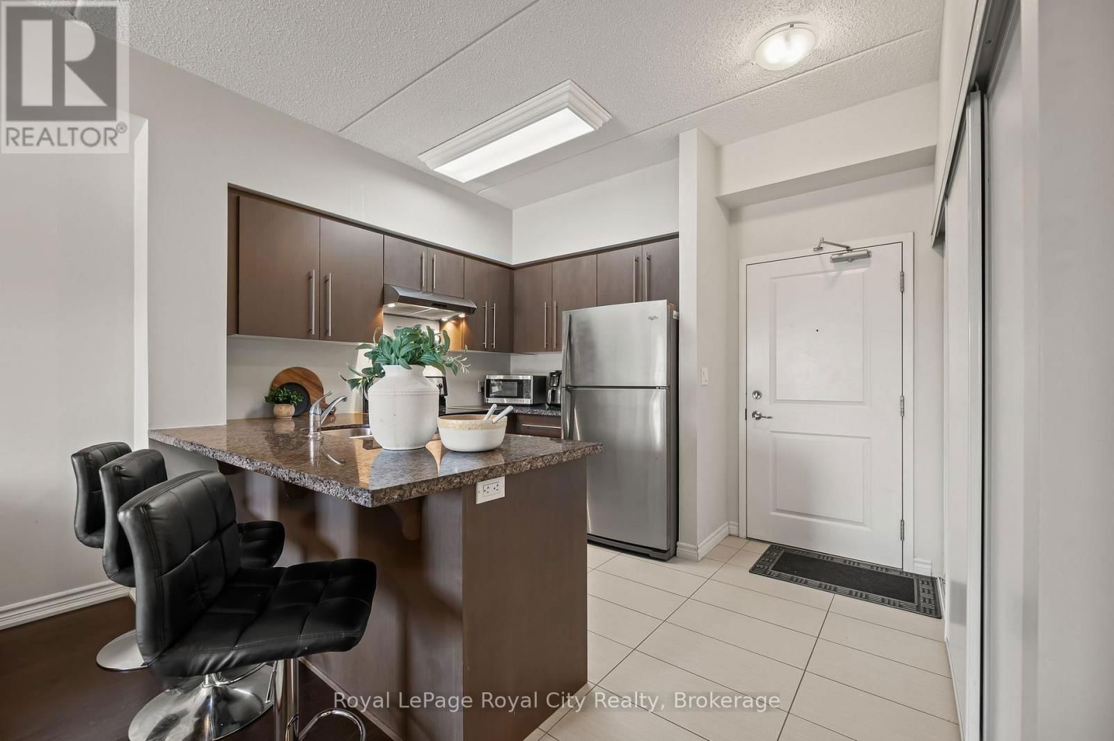 219 - 1077 GORDON STREET Image 6