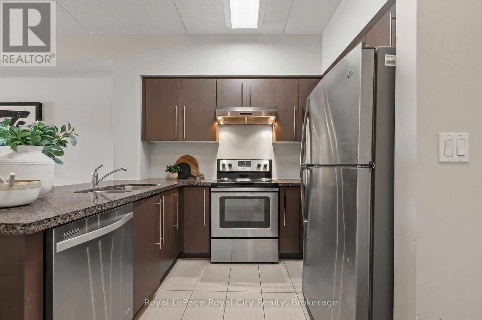 219 - 1077 GORDON STREET Image 9