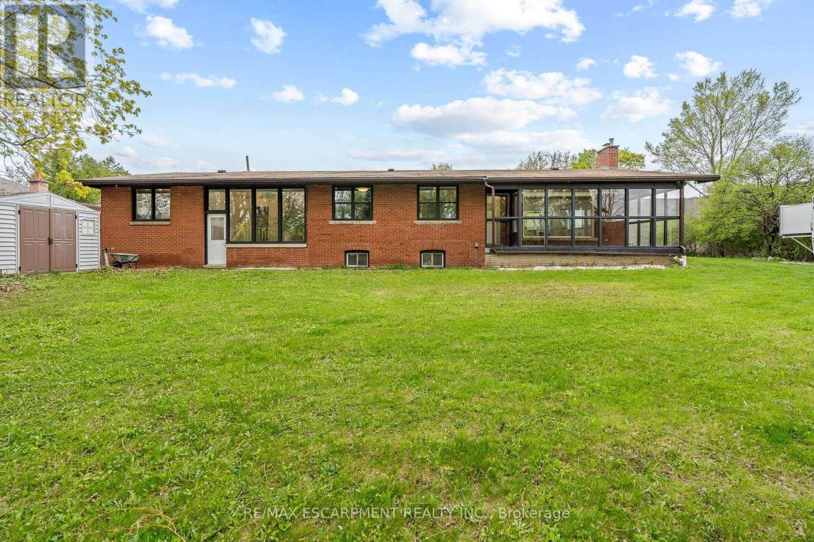 8 NORTHCLIFFE AVENUE Image 46