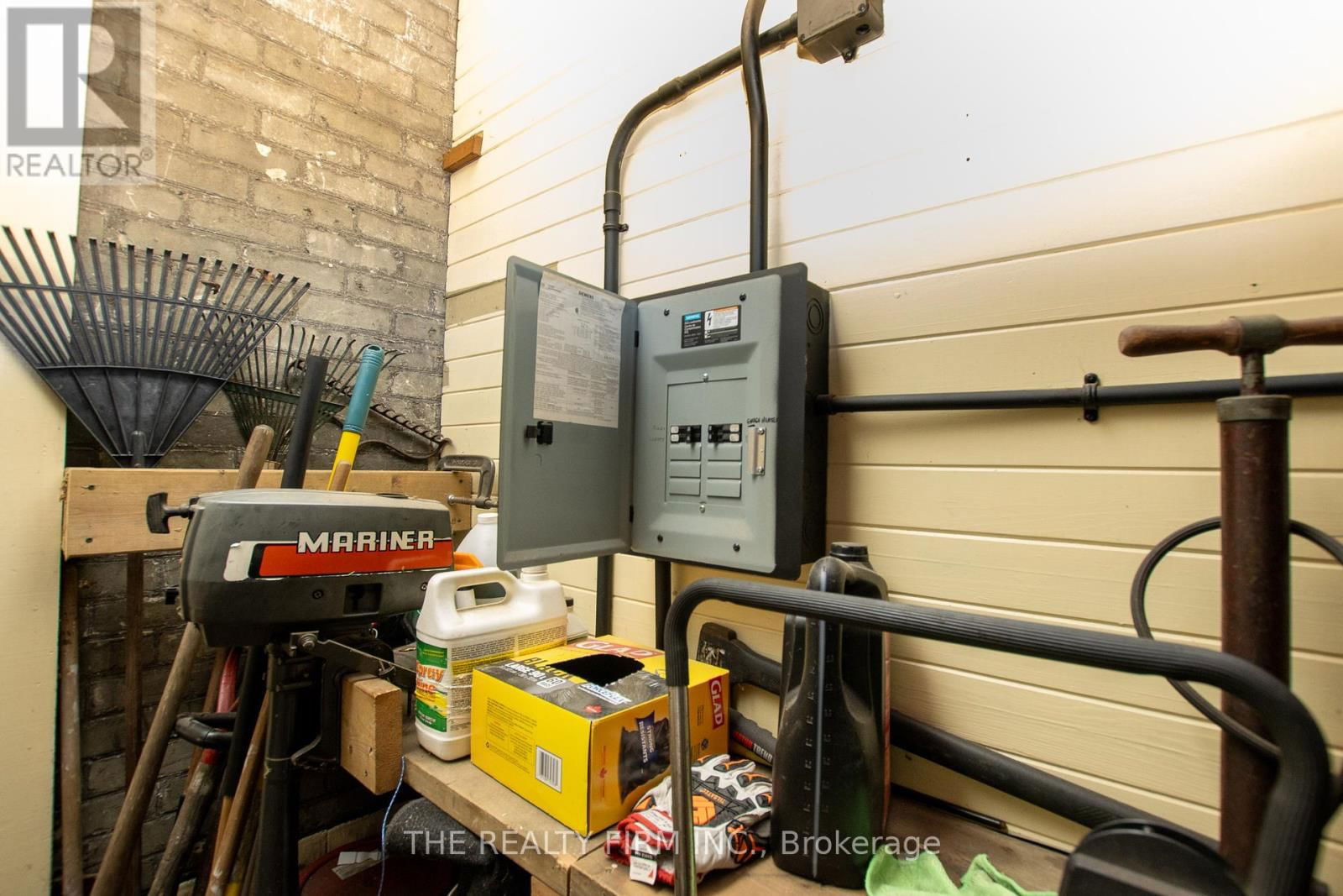 513 QUEBEC STREET Image 38
