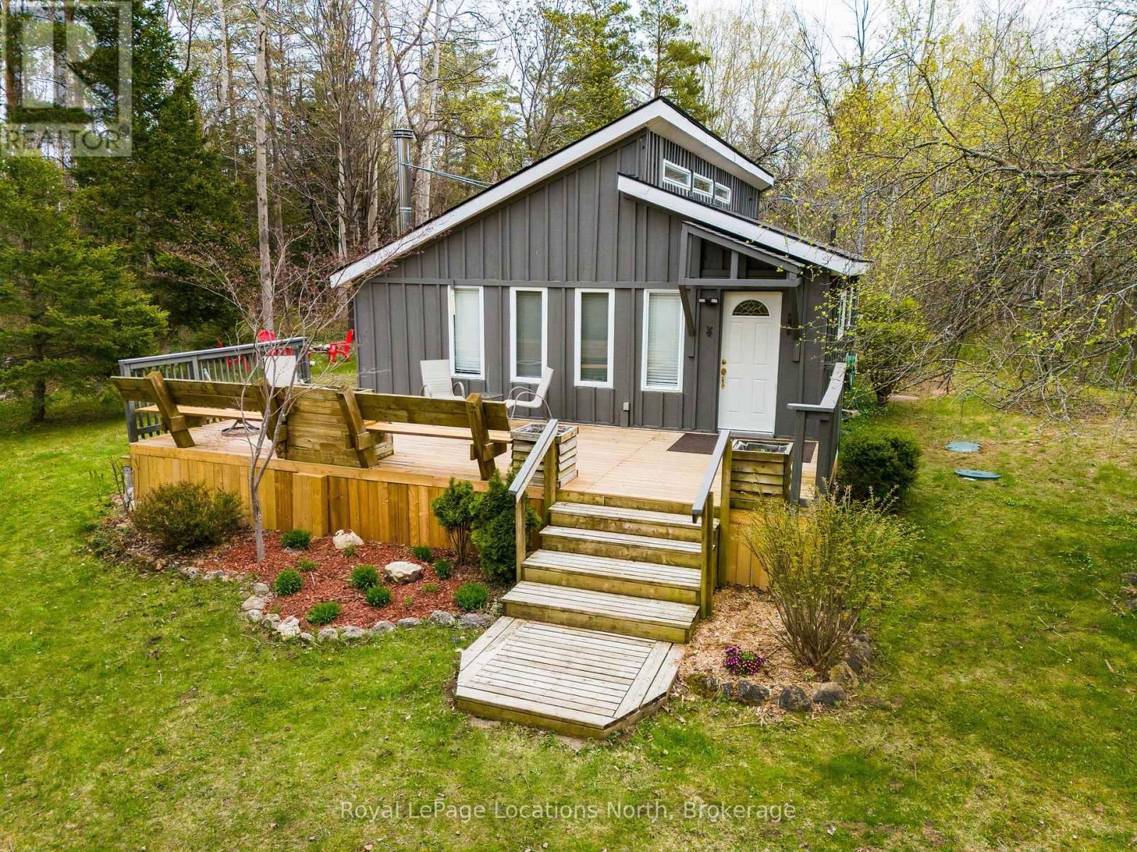 121 HIDDEN LAKE ROAD Image 1