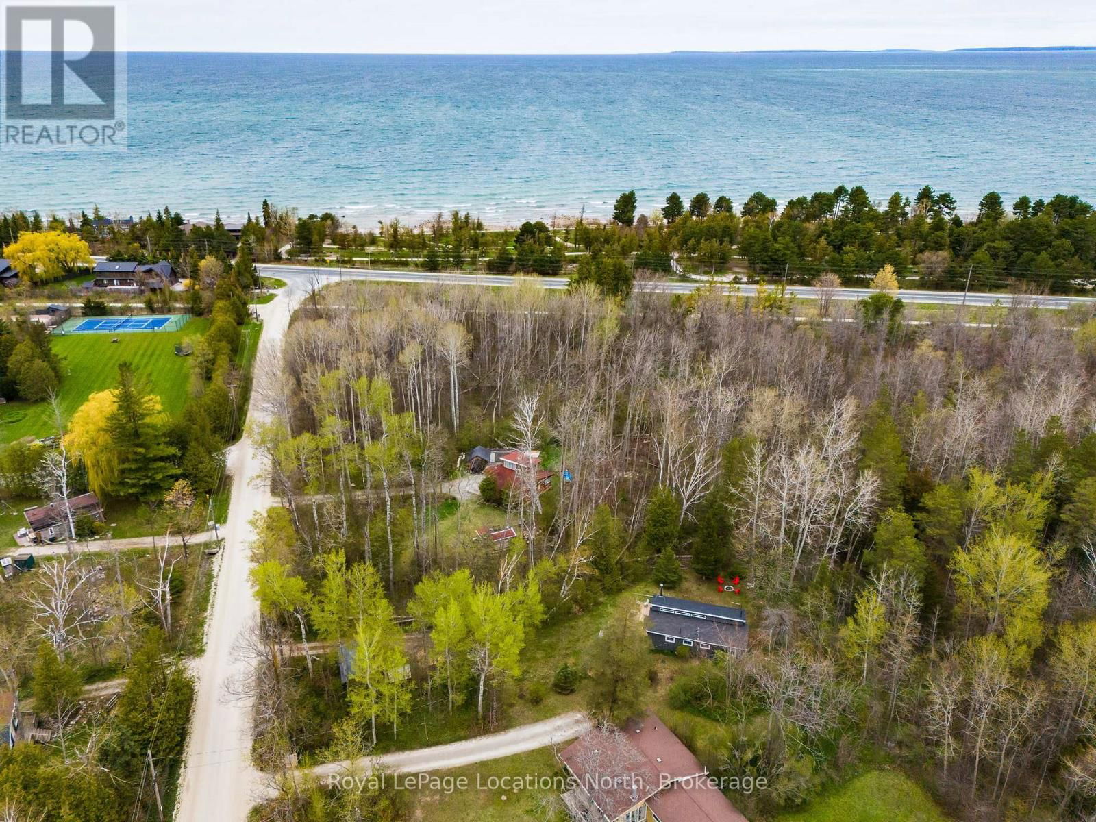 121 HIDDEN LAKE ROAD Image 9