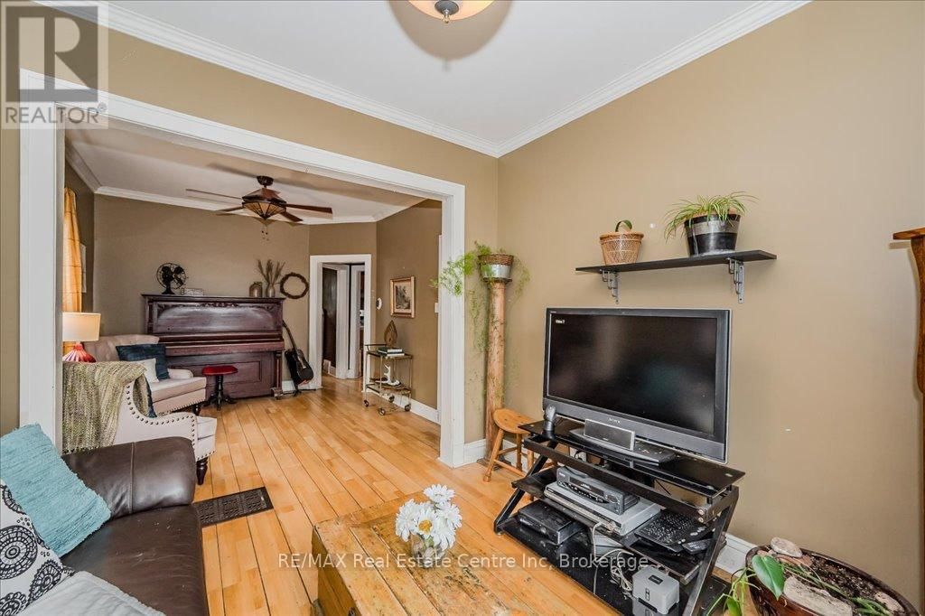 265 LONDON ROAD WEST Image 6