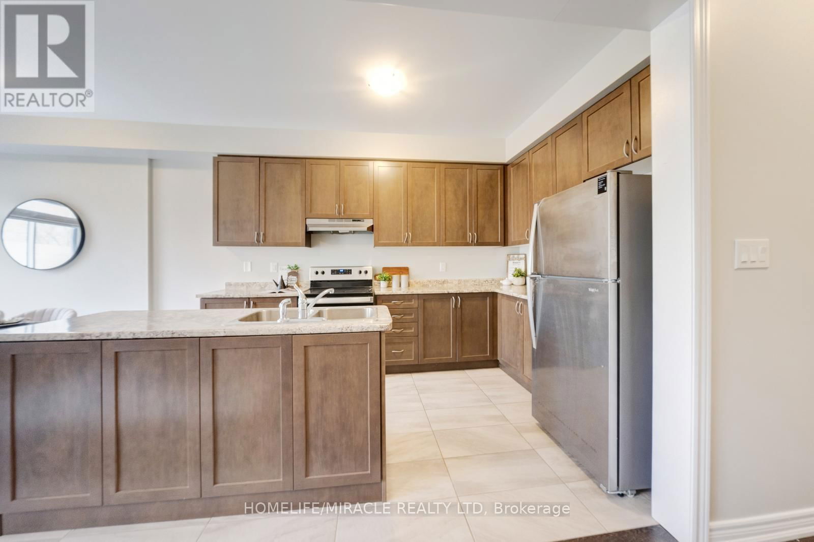 54 - 166 DEERPATH DRIVE Image 20
