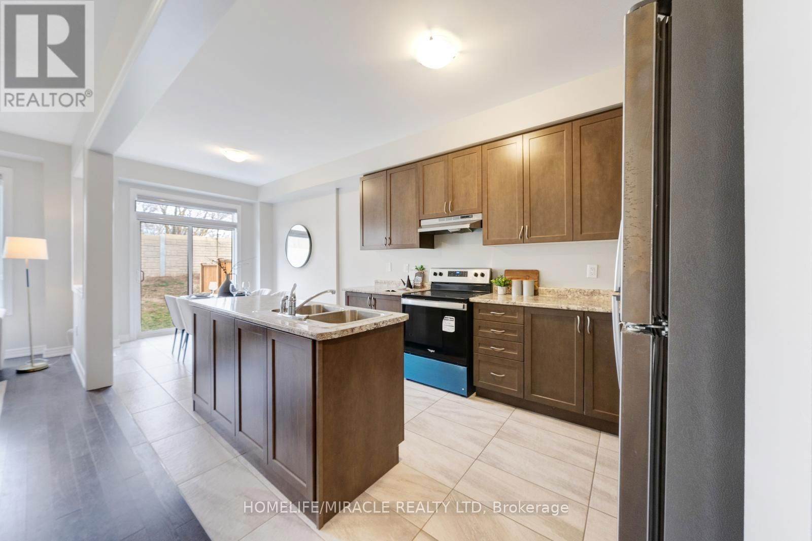 54 - 166 DEERPATH DRIVE Image 21
