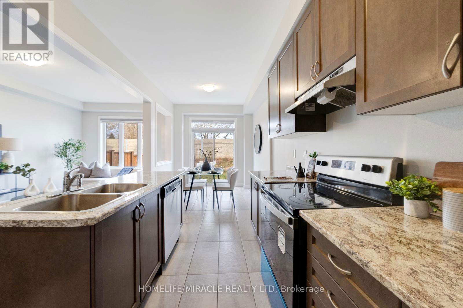 54 - 166 DEERPATH DRIVE Image 22