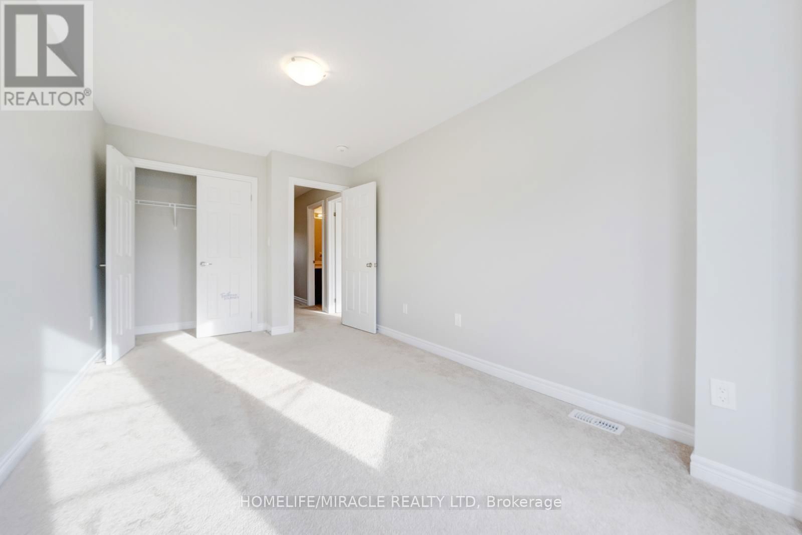 54 - 166 DEERPATH DRIVE Image 29