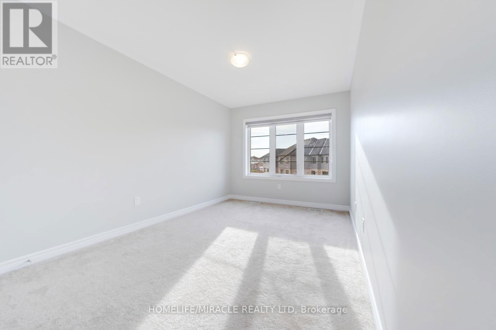 54 - 166 DEERPATH DRIVE Image 30