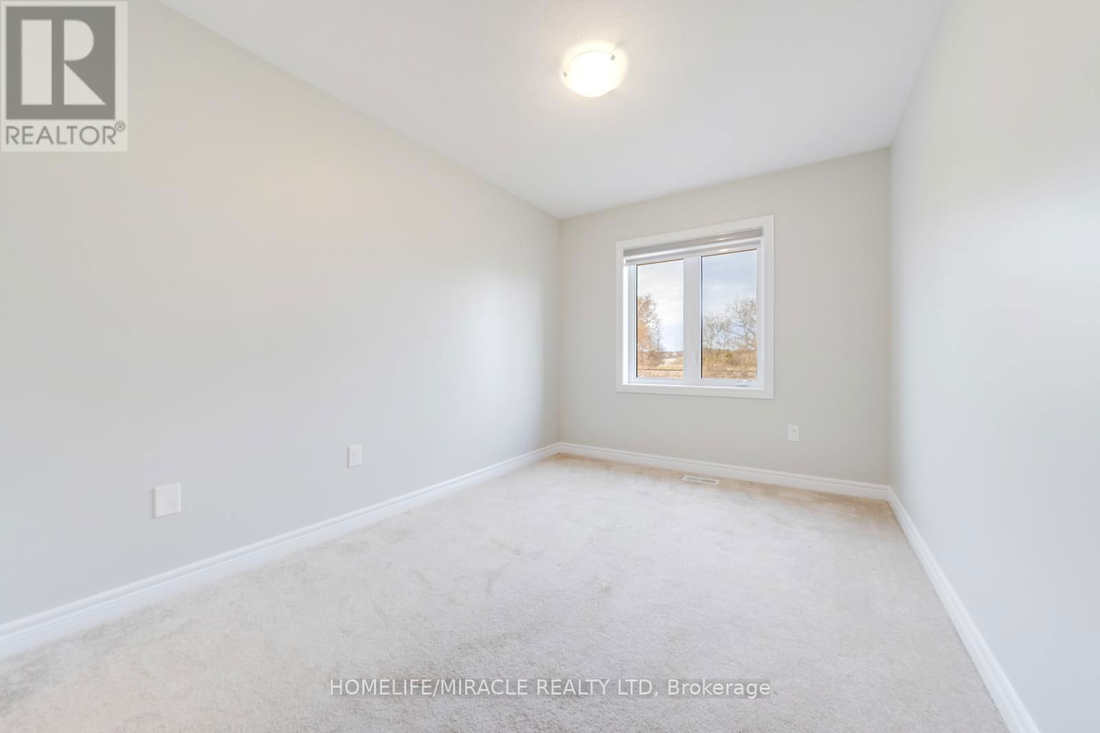 54 - 166 DEERPATH DRIVE Image 34