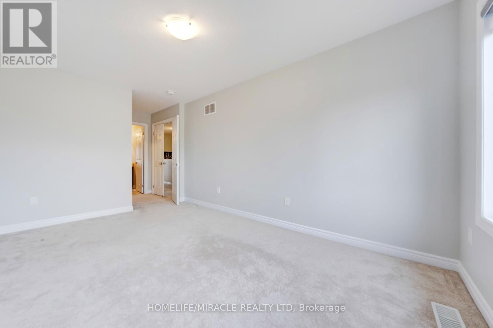 54 - 166 DEERPATH DRIVE Image 42