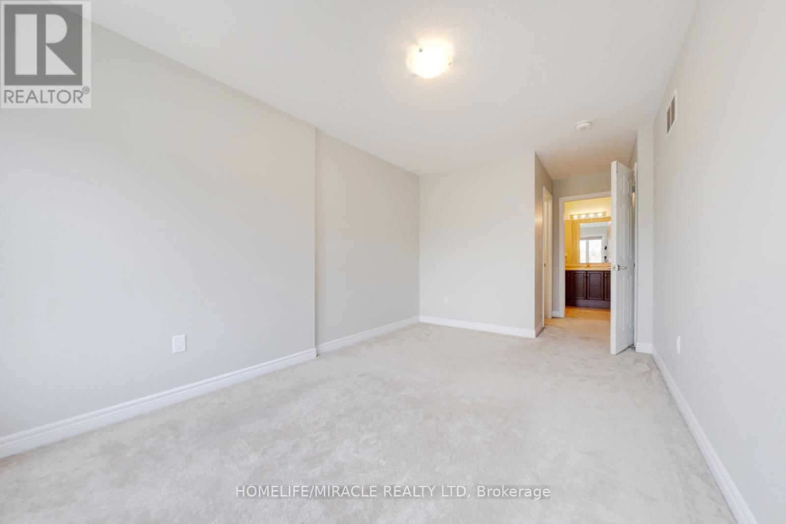 54 - 166 DEERPATH DRIVE Image 43
