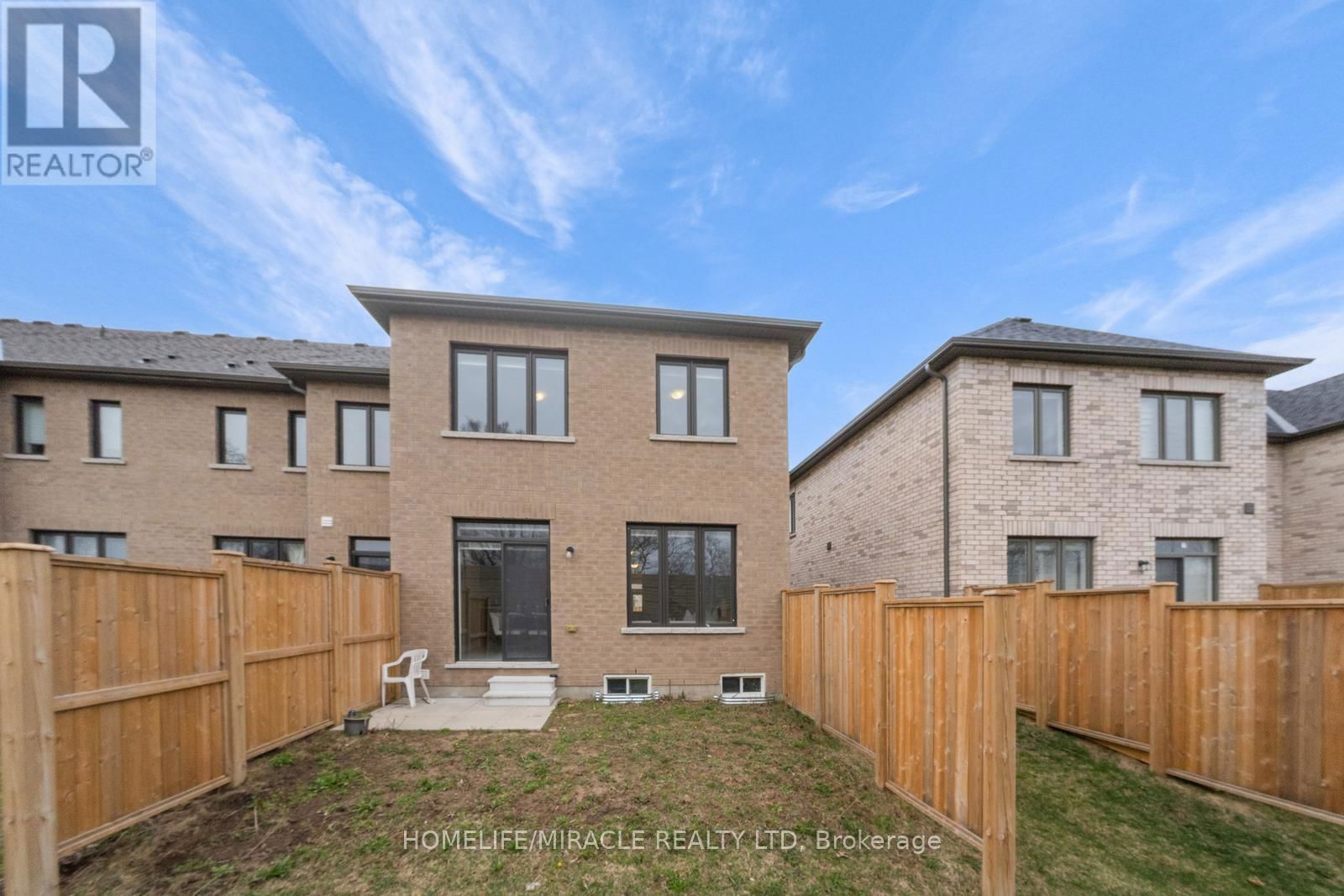 54 - 166 DEERPATH DRIVE Image 45