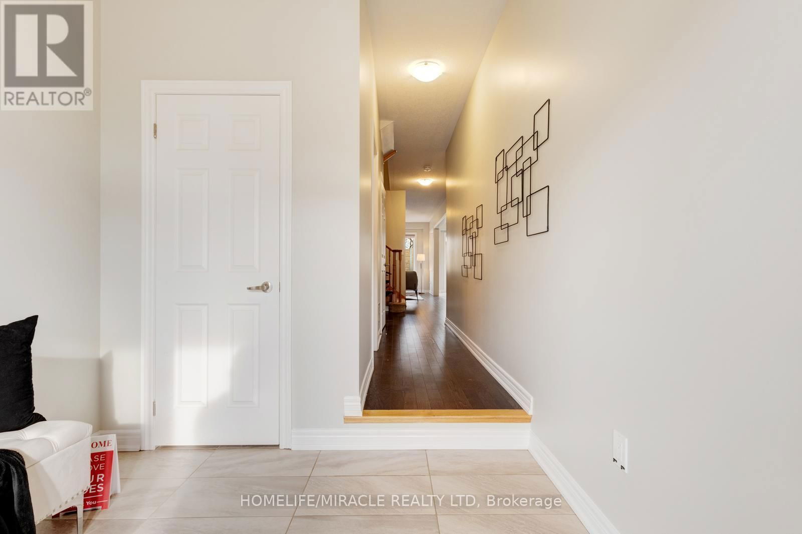 54 - 166 DEERPATH DRIVE Image 6